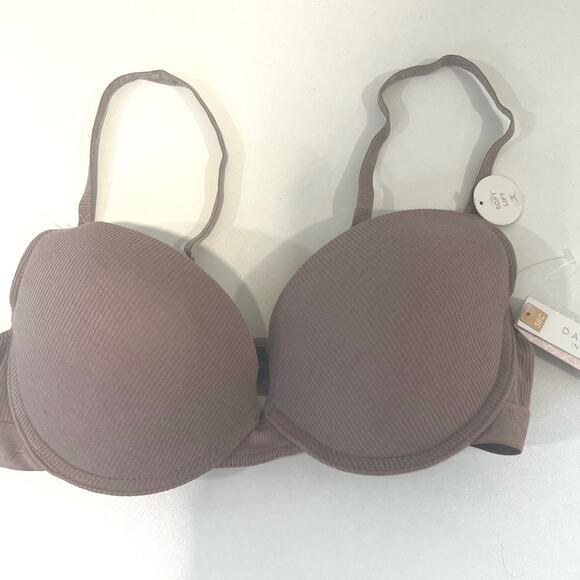 NWT Danskin Soft Loft Plunge Bra Ribbed Nude Size 36C - Picture 1 of 5